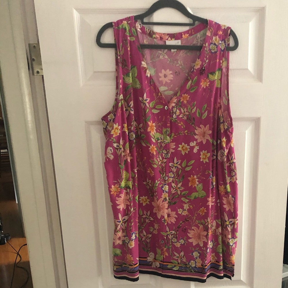 Floral tank